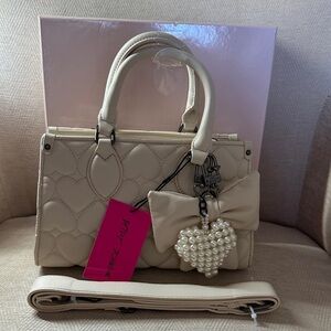 Betsy Johnson Elegant Cream Handbag with Pearl Heart Charm Top handle with Strap